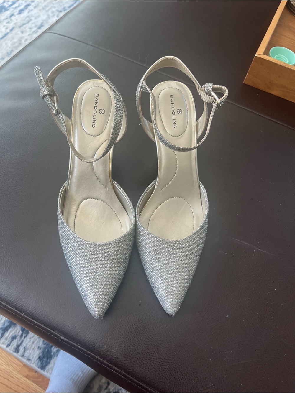 Bandolino Light Gold Glitter Pointed-Ankle Strap Heels